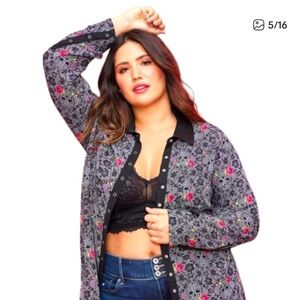 New Betsey Johnson Floral tunic  in Gray and Pink with skulls & tunic sz 4x